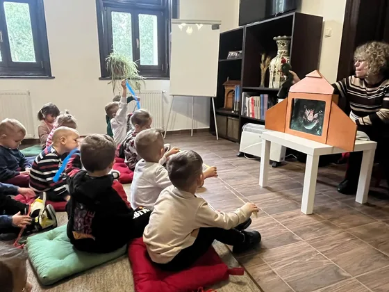 16. kép a Pipírszínház előadásáról